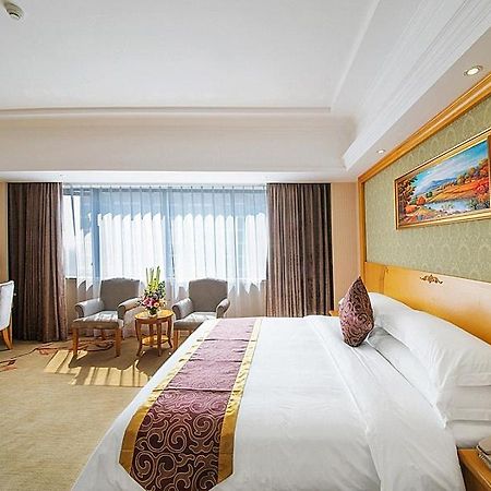 Vienna Hotel Guilin Wanfu Square المظهر الخارجي الصورة